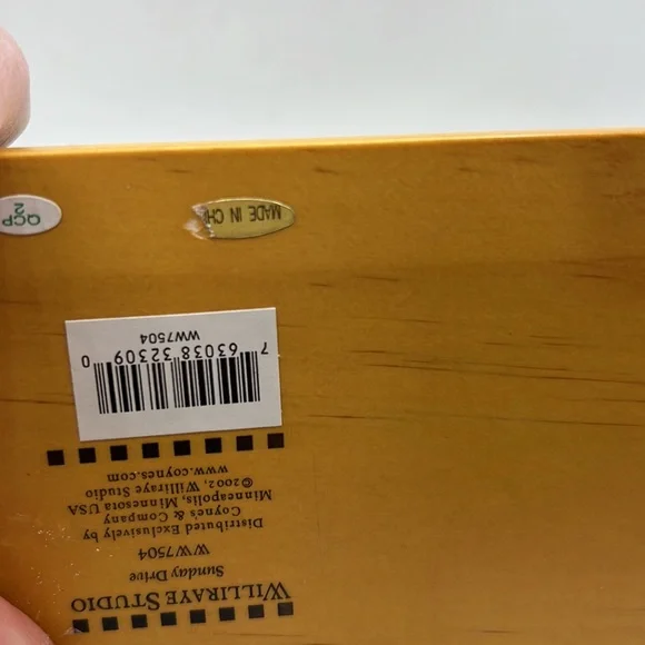 Williraye Studio Sunday Drive Collectible - Picture 9 of 9